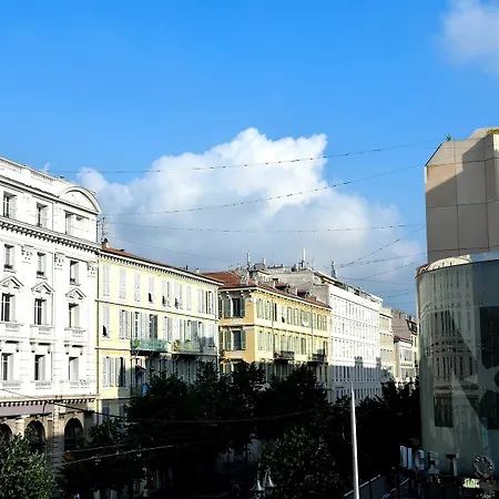 Apartment 22 *